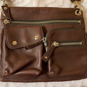 Crossbody purse